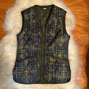 BARBOUR Vest, plaid, size 6